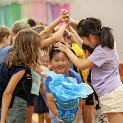 GERMAN INTERNATIONAL SCHOOL - Group School Tour